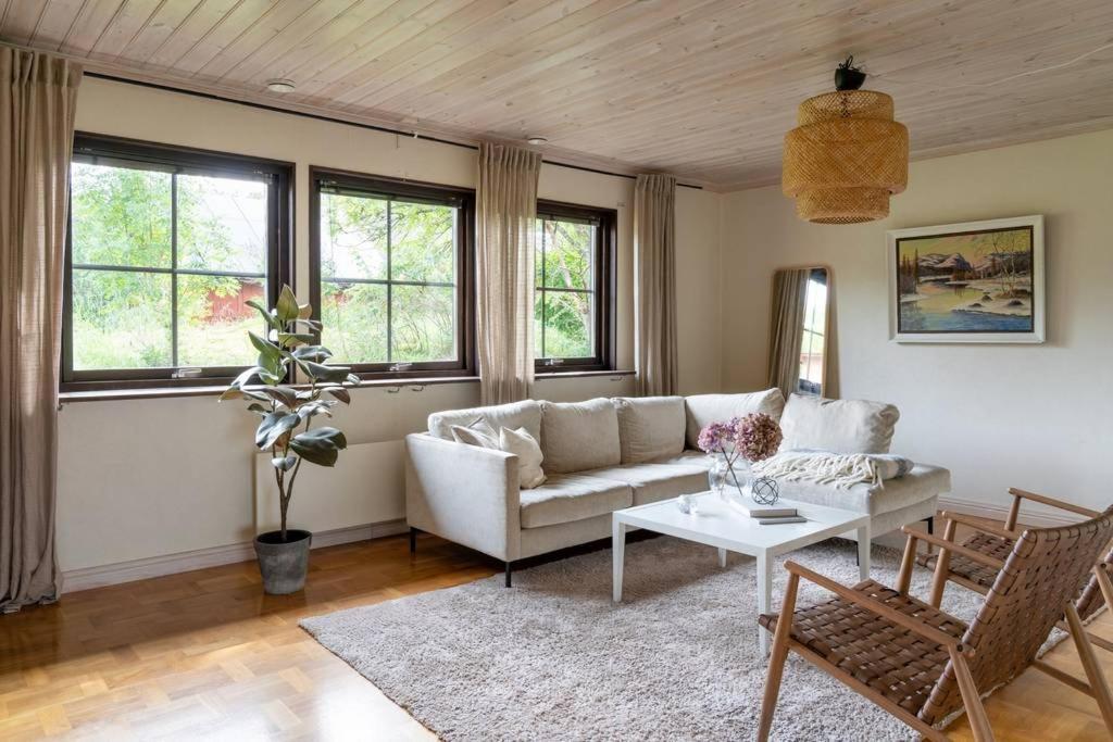 A Countryside Villa Close To Uppsala! Exterior foto